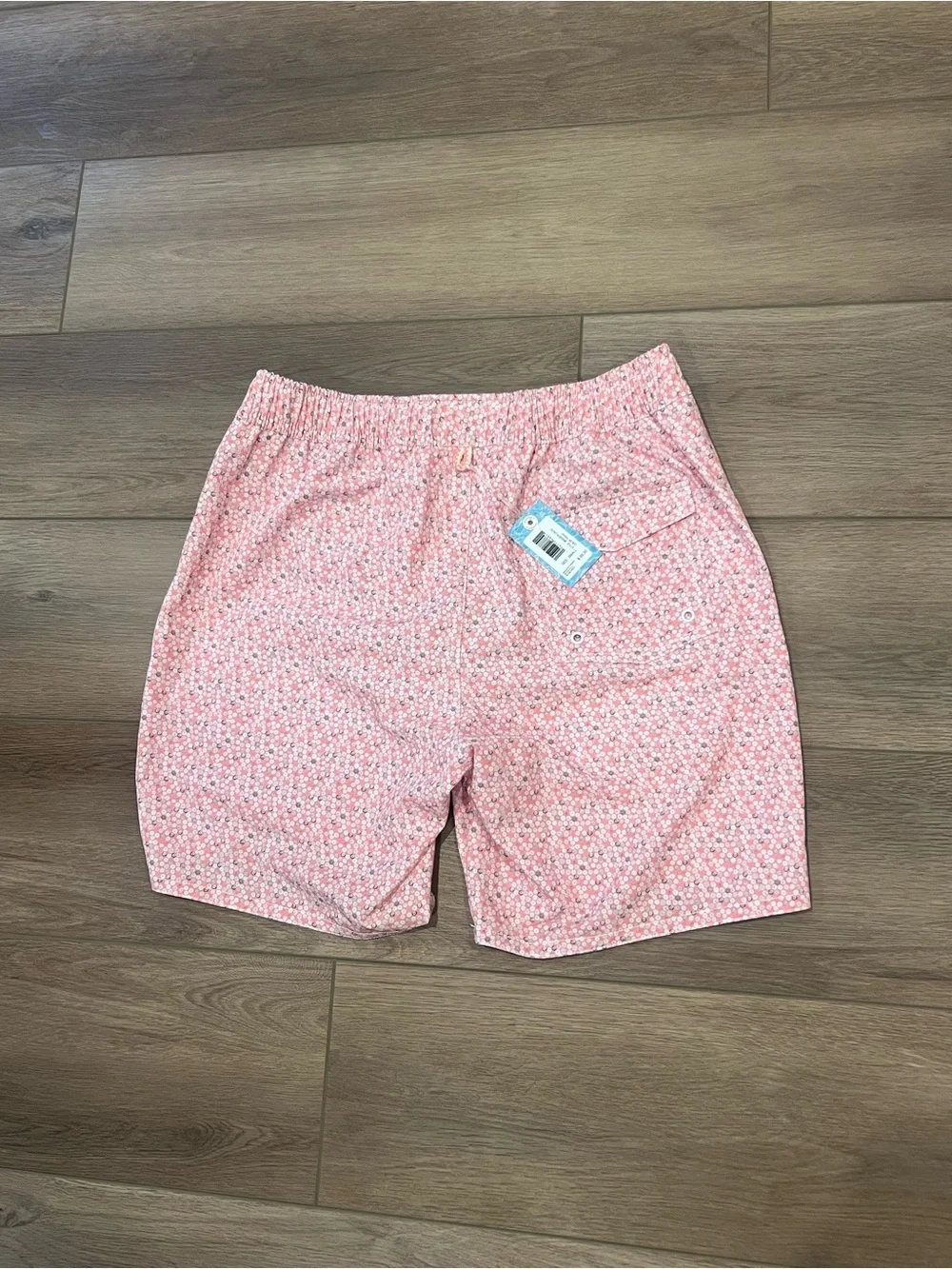 Men’s Johnnie-O Light Pink and Gray Jaco Swim Trunks Size Small “Tango” Print